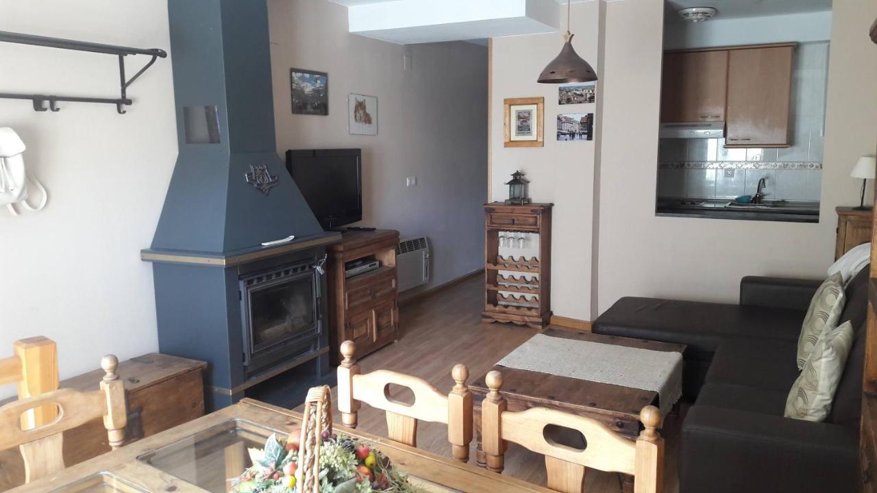 Apartamento San Pedro Biescas  Eksteriør billede